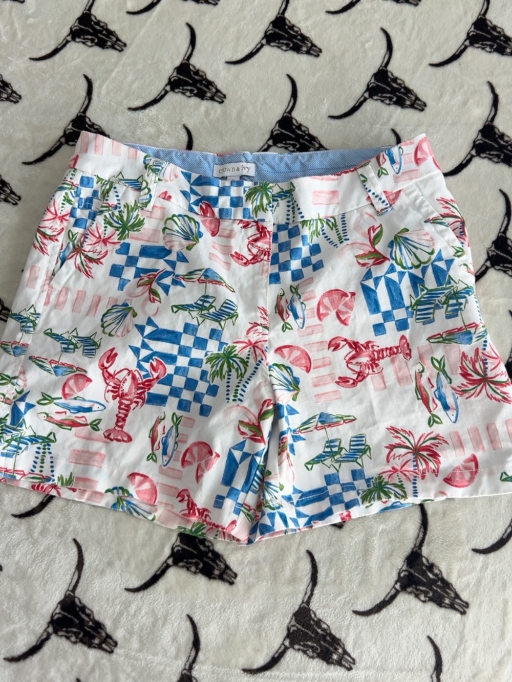 Crown & Ivy Lobster Coastal Print Shorts Size 6 Cotton Stretch